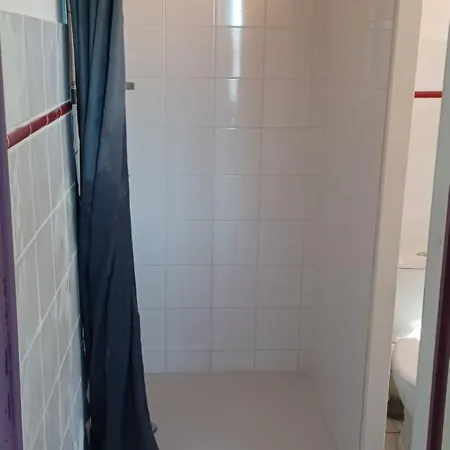 Maison Au Calme Avec Vue Splendide Dans La Vallee Du Cele